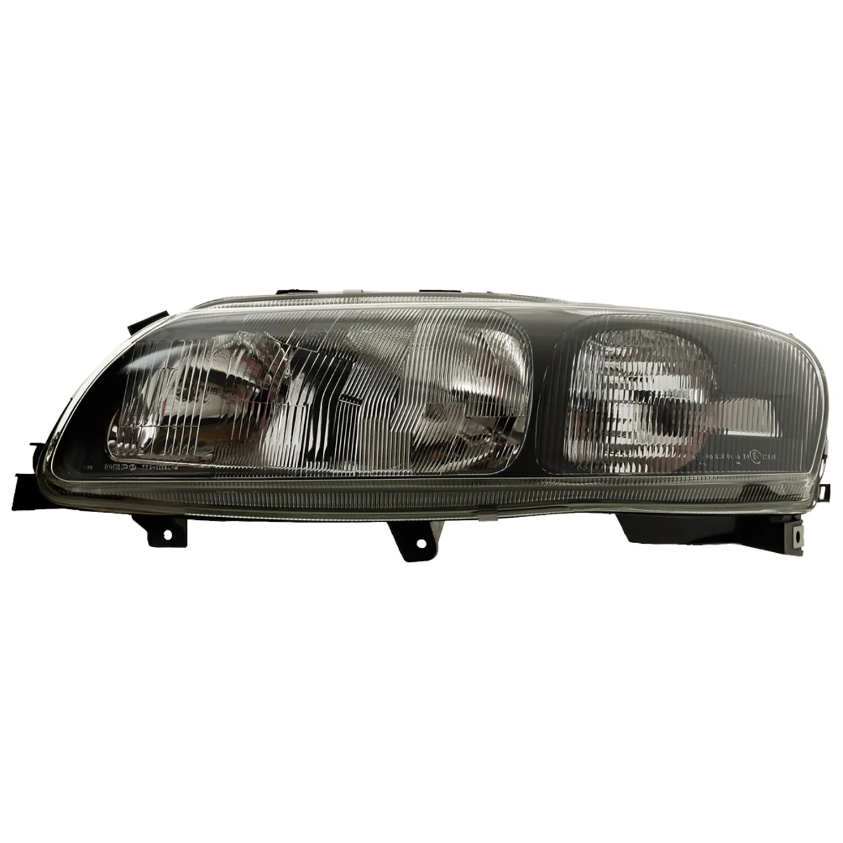 Main headlight fits Volvo