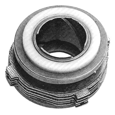 Lamellar clutch with housing