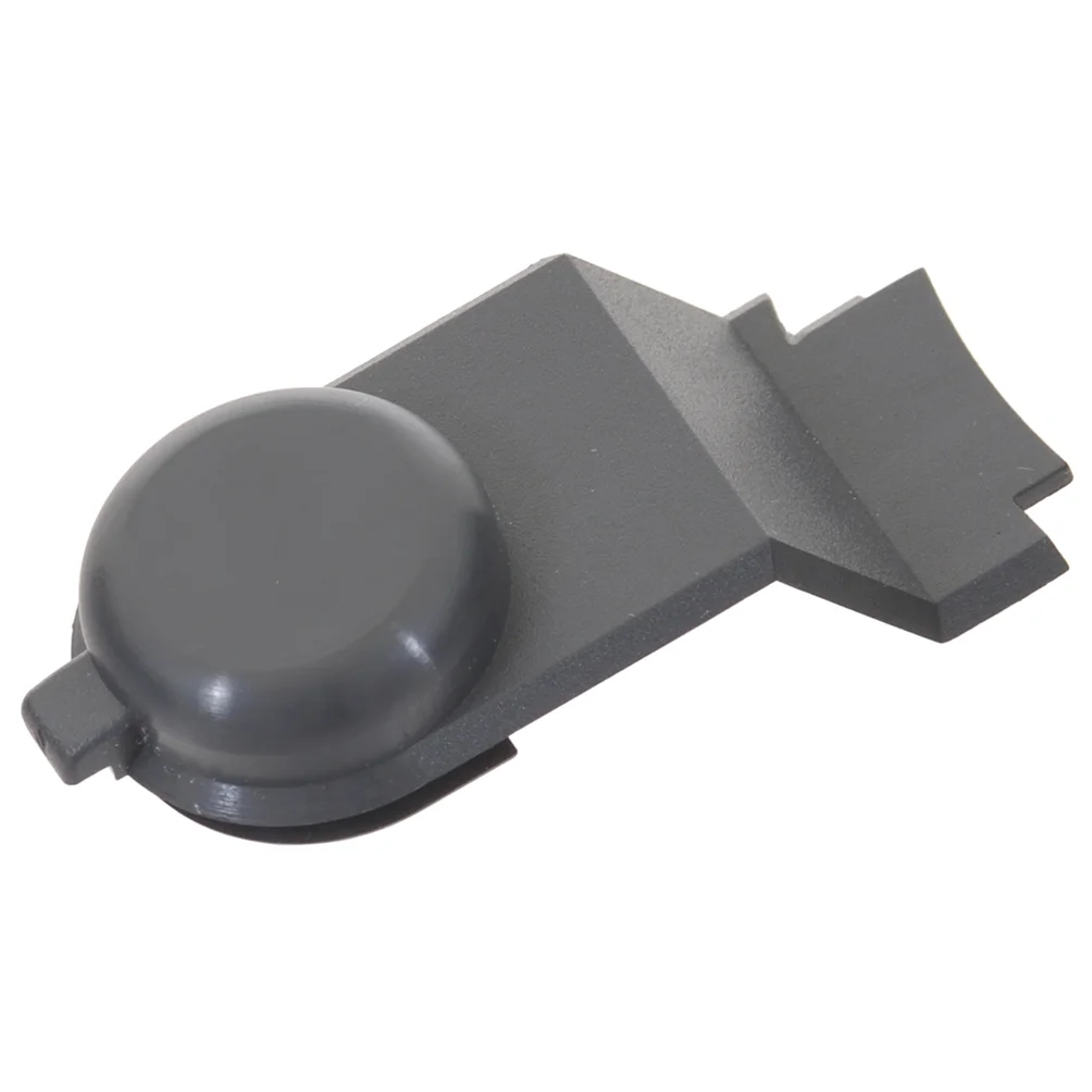 Plastic cover, starter motor.