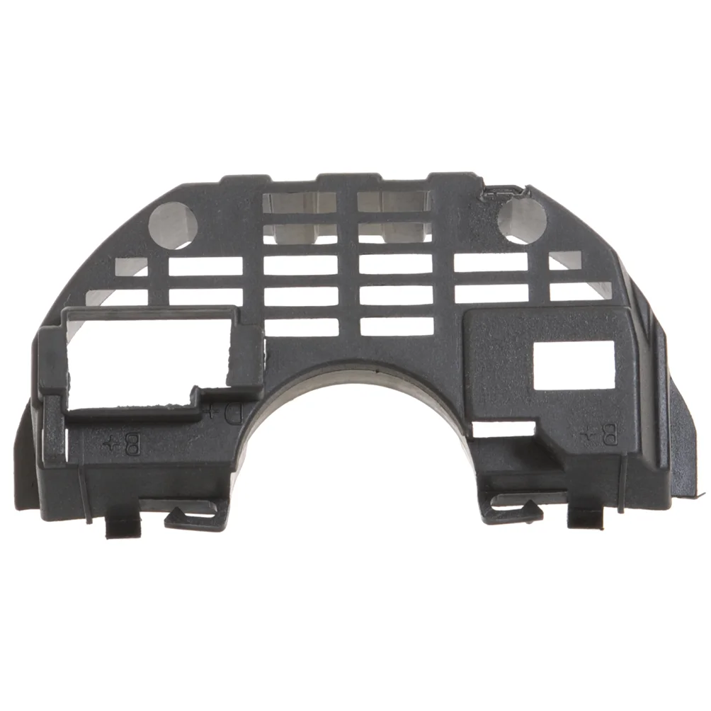 Plastic cover Alternator