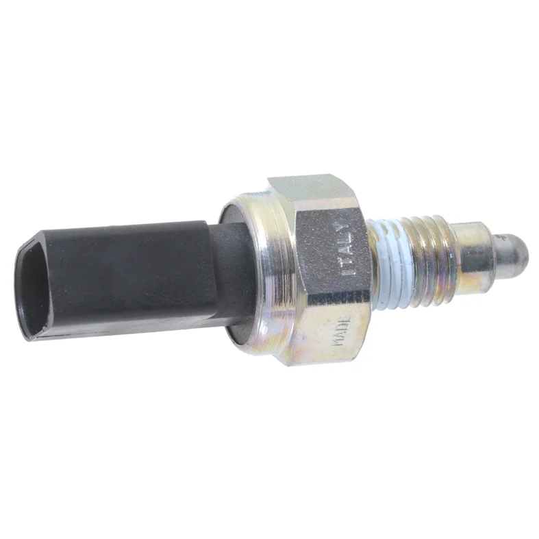 Reversing light contact