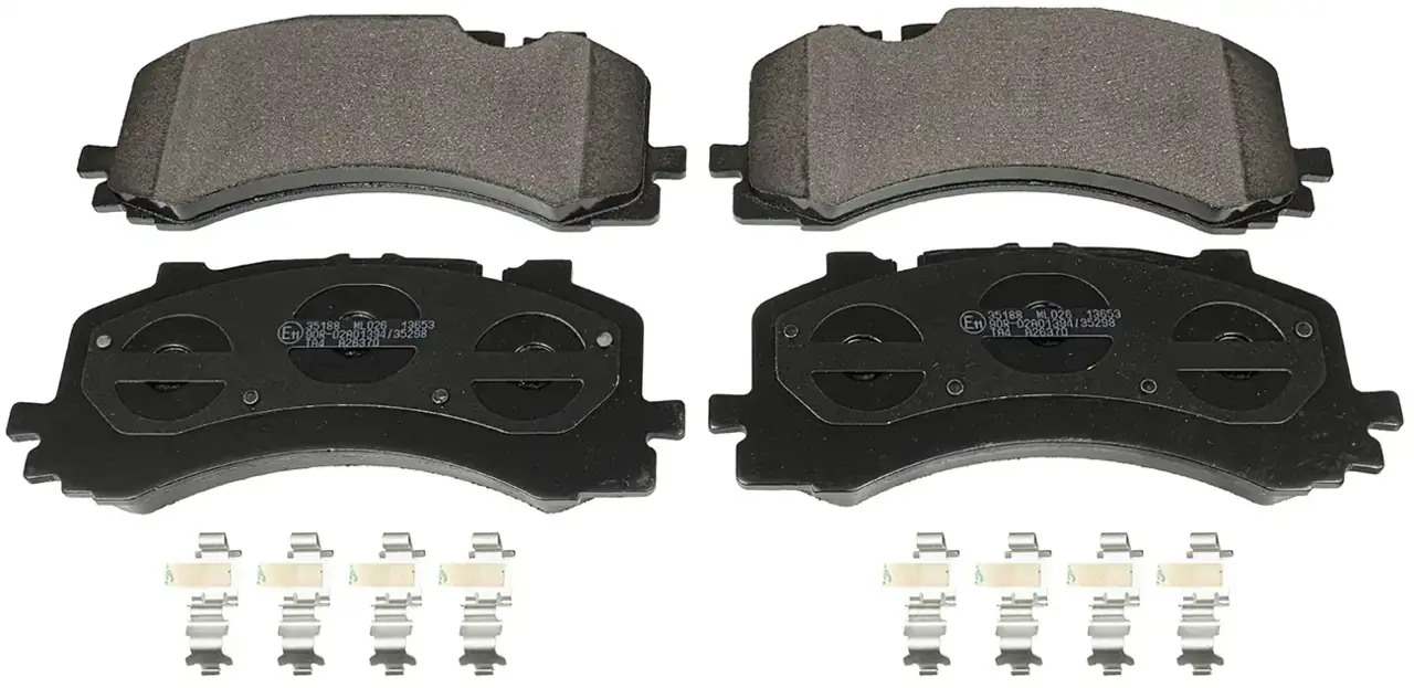 Brake pad set, Front axle