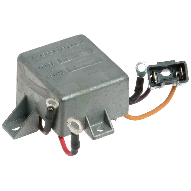 Voltage regulator MO 105-121.8 RF 2003, 12V