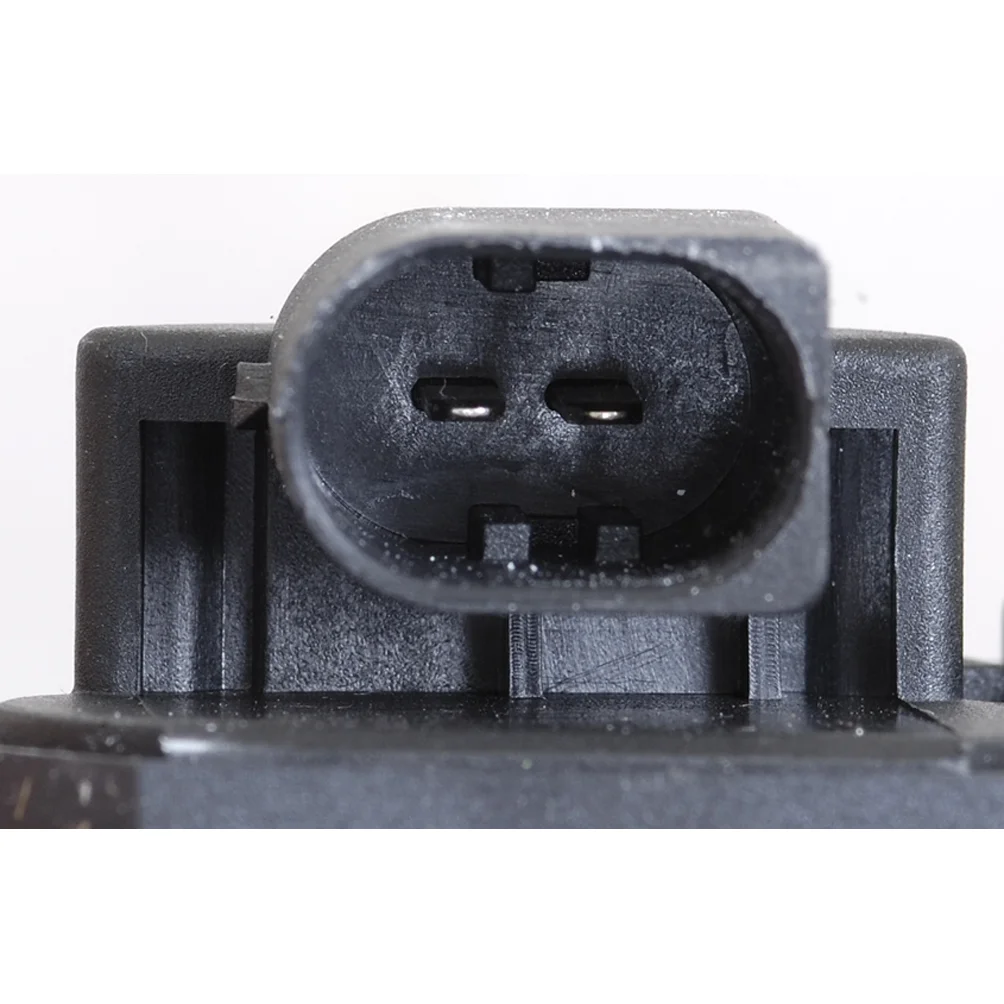 12V Bosch water-cooled voltage regulator