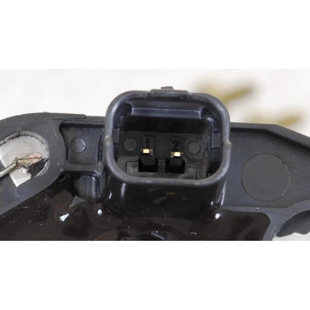 Voltage regulator VA 593666, 12V