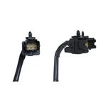 Lambda sensor fits Volvo 7/80 series.